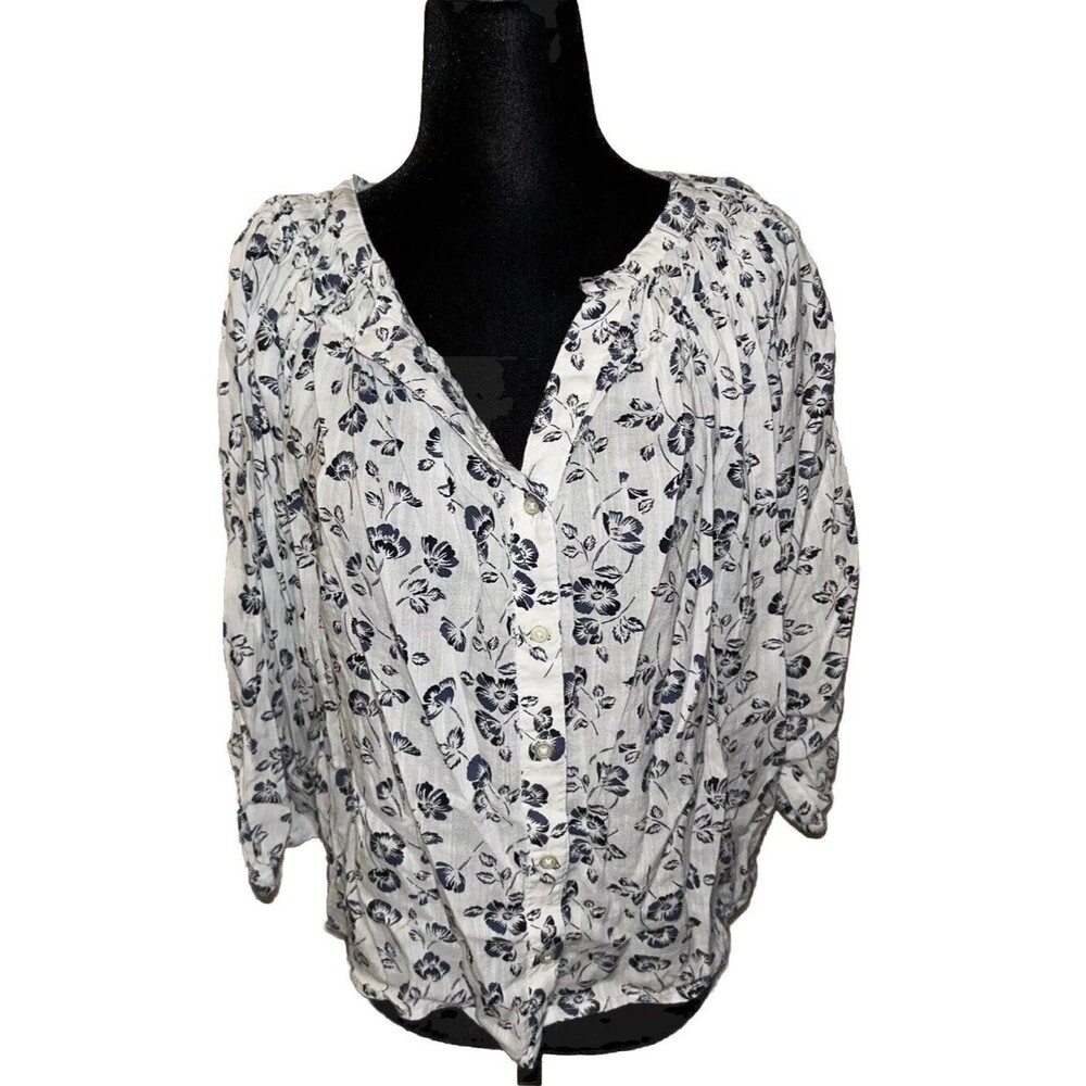 Gap Women’s Small White & Blue Flower Theme Button Up Blouse
